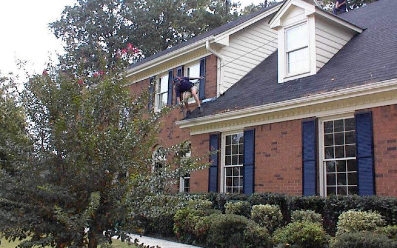 A Better Gutter Cleaning Inc.