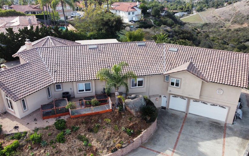 Santa Fe Roofing & Rain Gutters