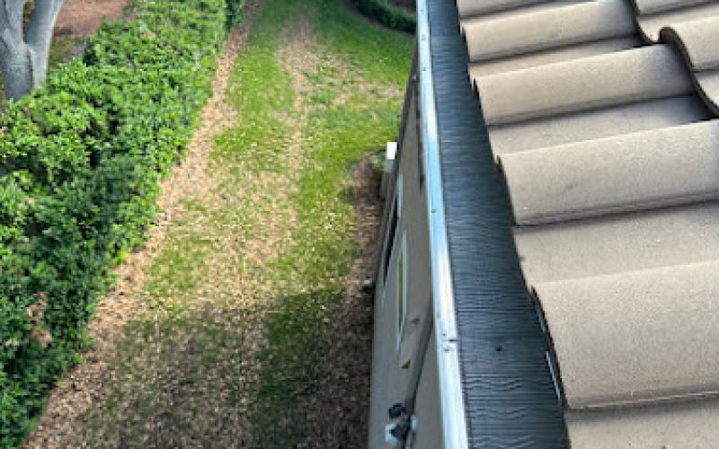 Ken's Gutters — Gutter cleaning service in Clearwater