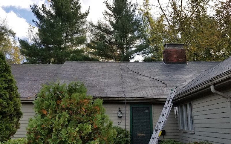 John's Gutter Cleaning