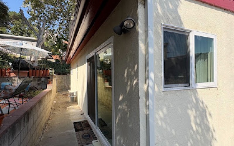 Coastline Gutter Pros — Gutter cleaning service in Long Beach