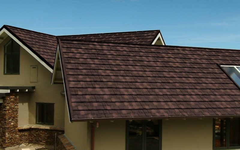 Greeley Roofing and Gutters — Gutter cleaning service in Los Angeles