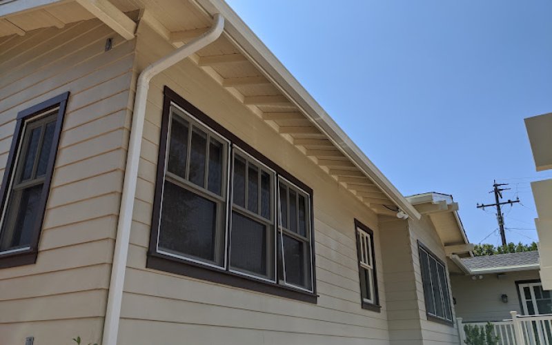 Rain Gutter Company — Gutter cleaning service in Los Angeles
