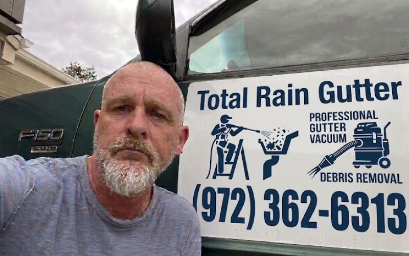 Total Rain Gutter