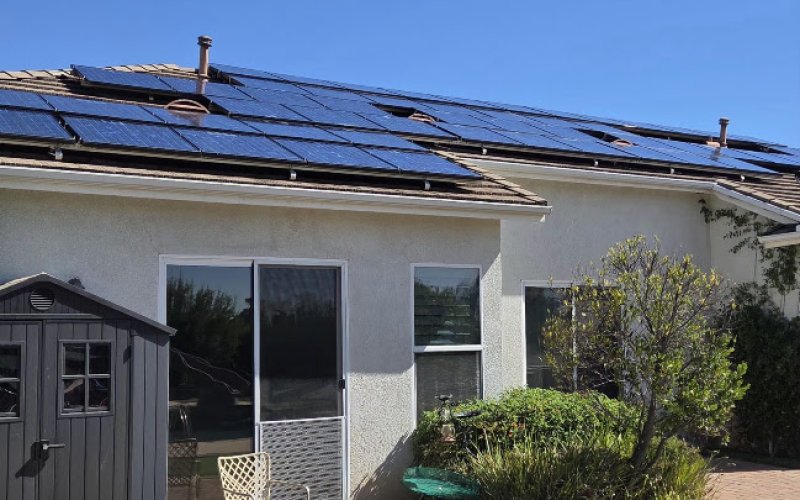 Moval Solar Panel Cleaning