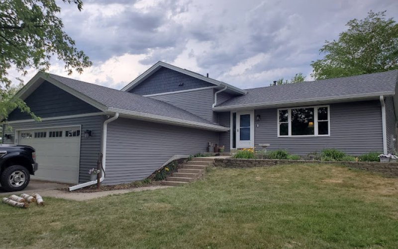Midwest Seamless Gutters and Siding