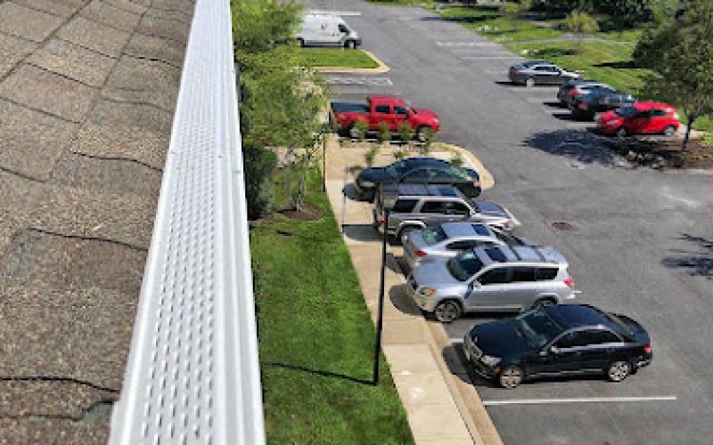 Eagle Gutter Pro — Gutter cleaning service in Rosedale