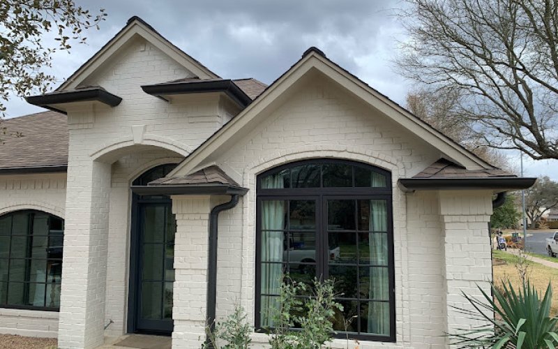 Texas Gutter King - San Antonio Seamless Gutters — Gutter cleaning service in San Antonio