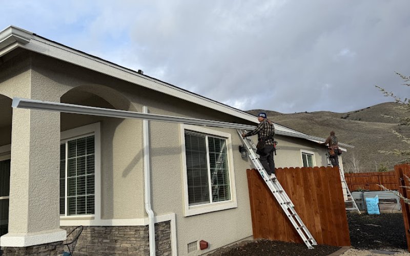 Cuervo's Seamless Gutters LLC