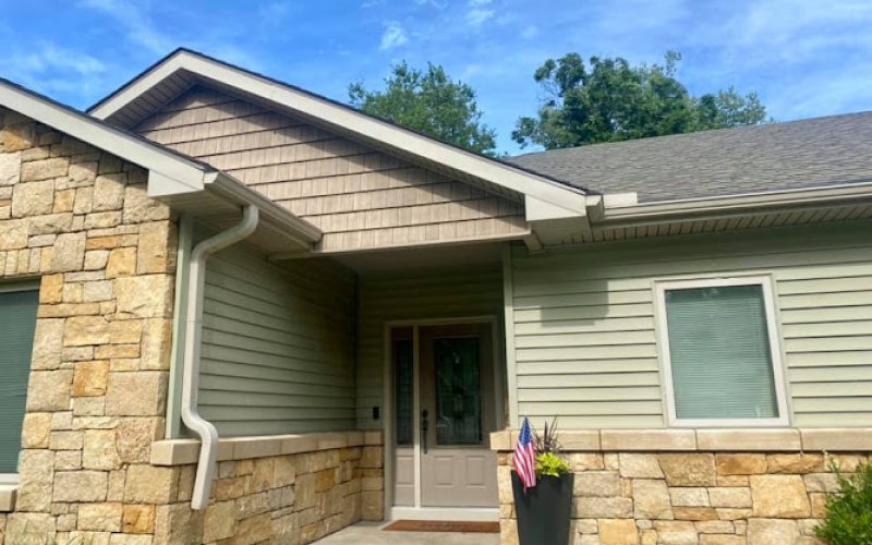 Curb Appeal Power Wash and Gutters — Gutter cleaning service in Topeka