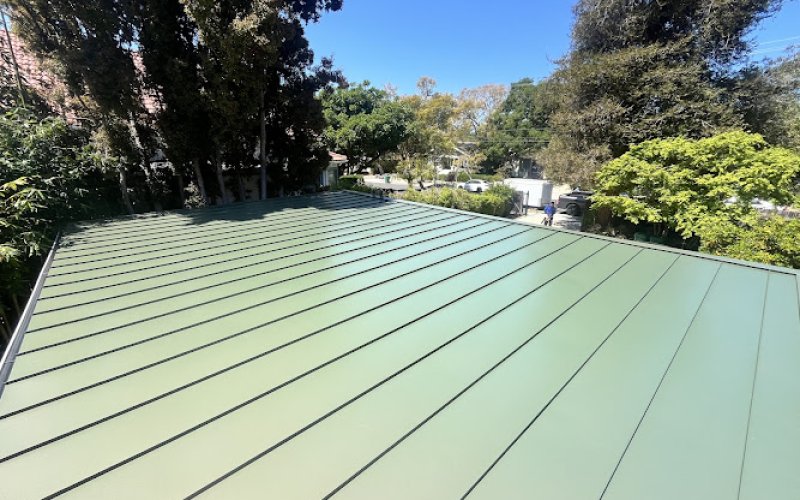 Joel’s Roofing and Rain Gutter