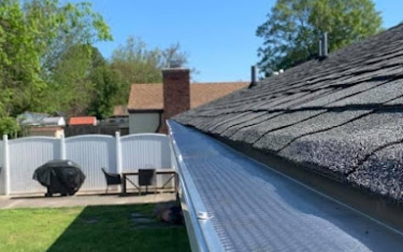 Lines Seamless Gutter Inc